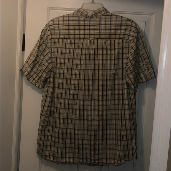 Columbia size S short sleeve plaid button down - Picture 7 of 8